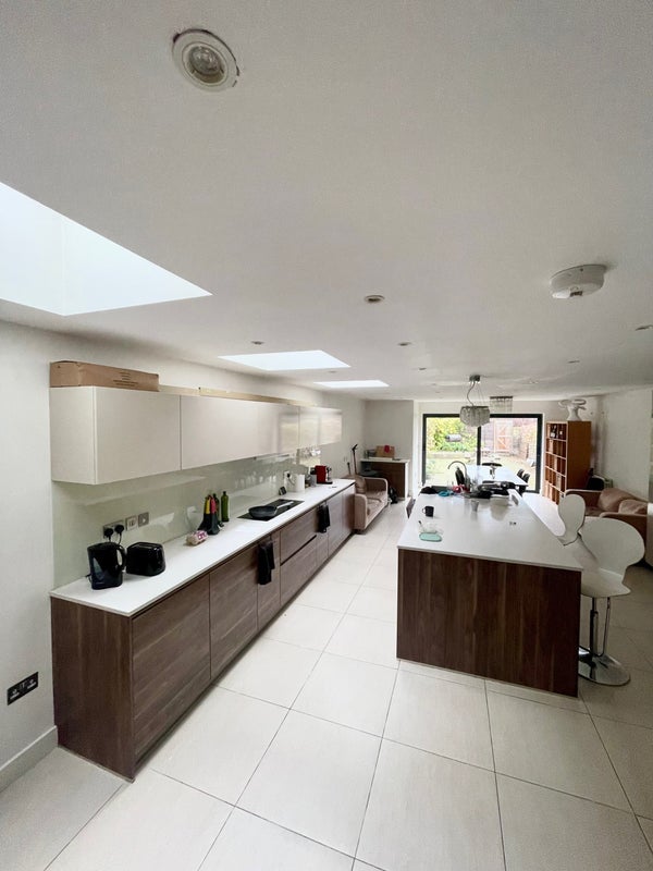 Room Montserrat Road in Greater London