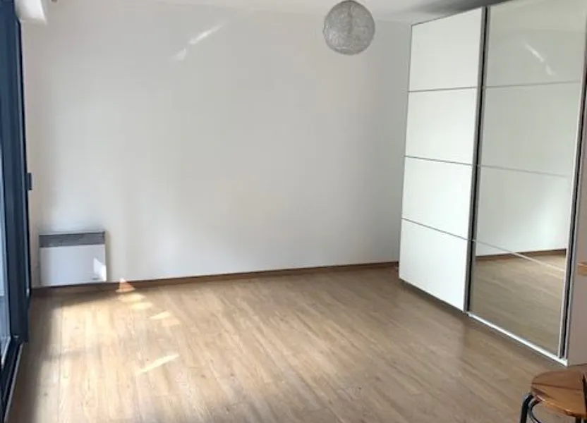 Room Avenue de la Division Leclerc in Châtillon