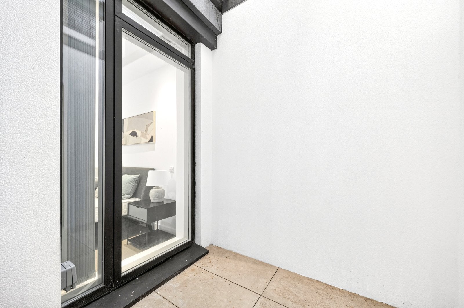 Flat Grange Walk in Greater London