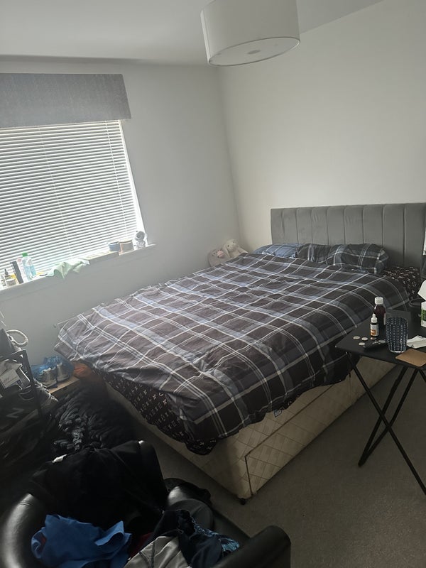 Room Raith Drive in City of Edinburgh