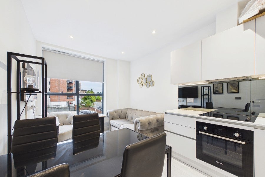 Flat London Road in Surrey Heath