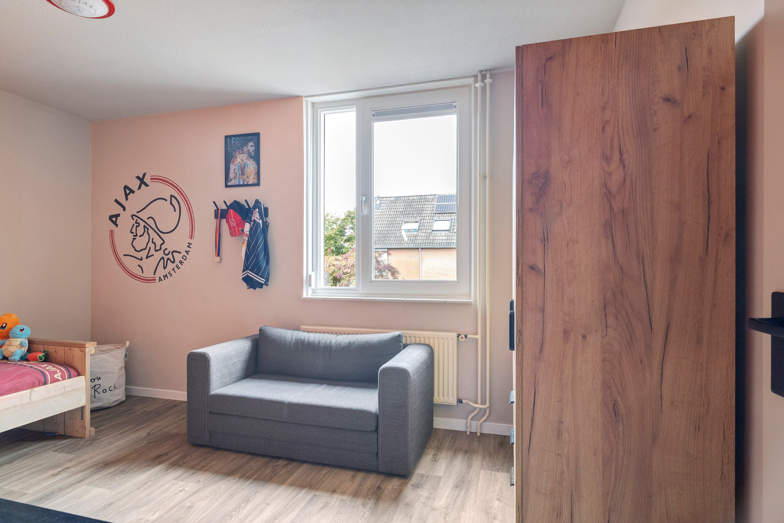 Tussenwoning te koop: Servaashof 6, Helden