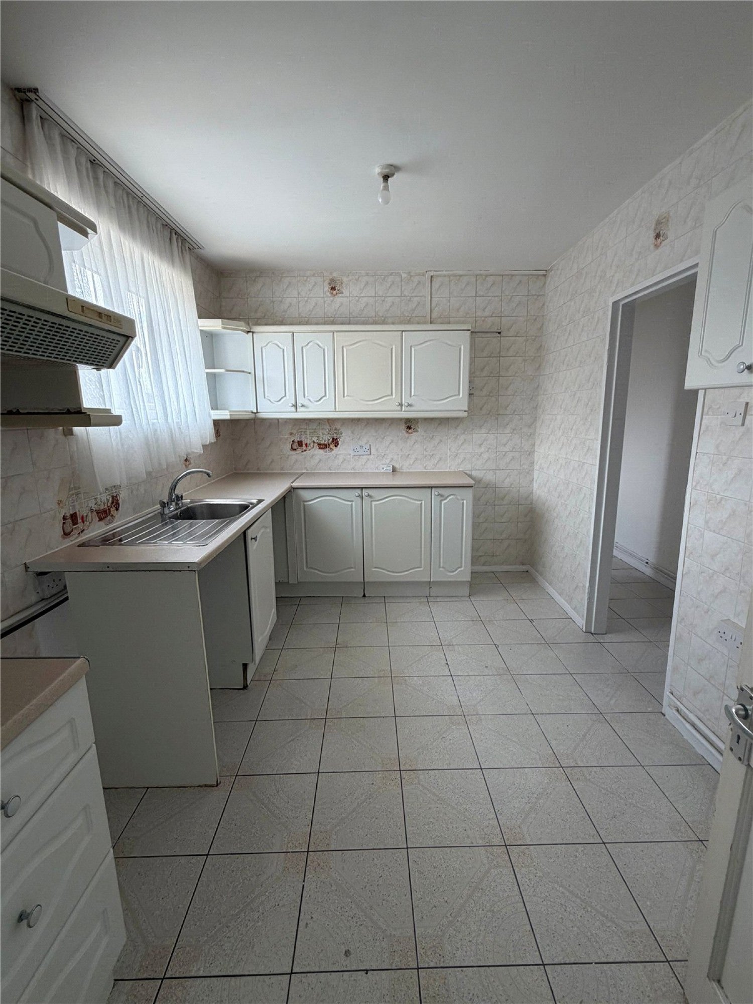 Flat Cherry Road in Greater London