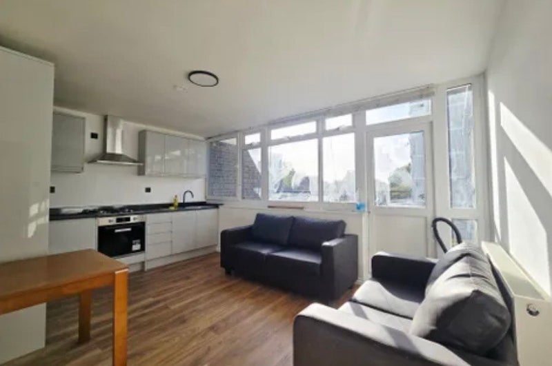 Room Prioress Street in Greater London