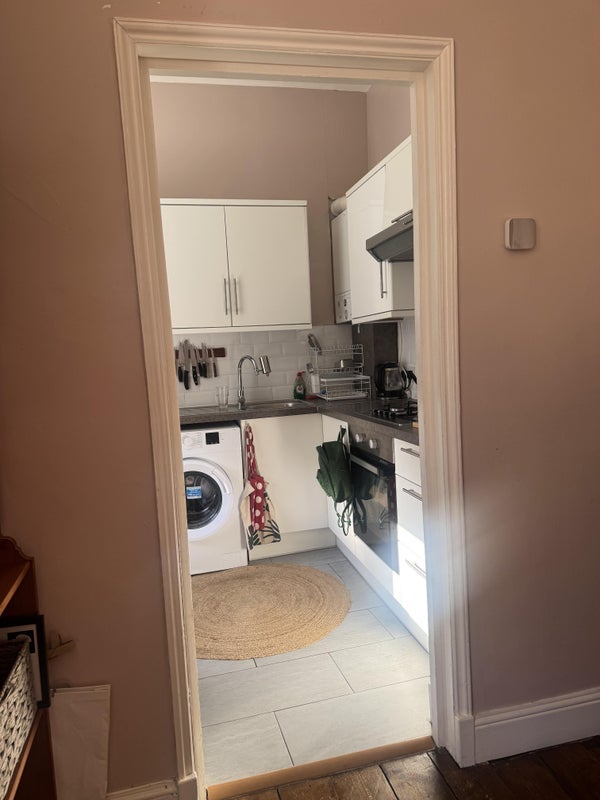 Room St. Swithun's Road in Greater London