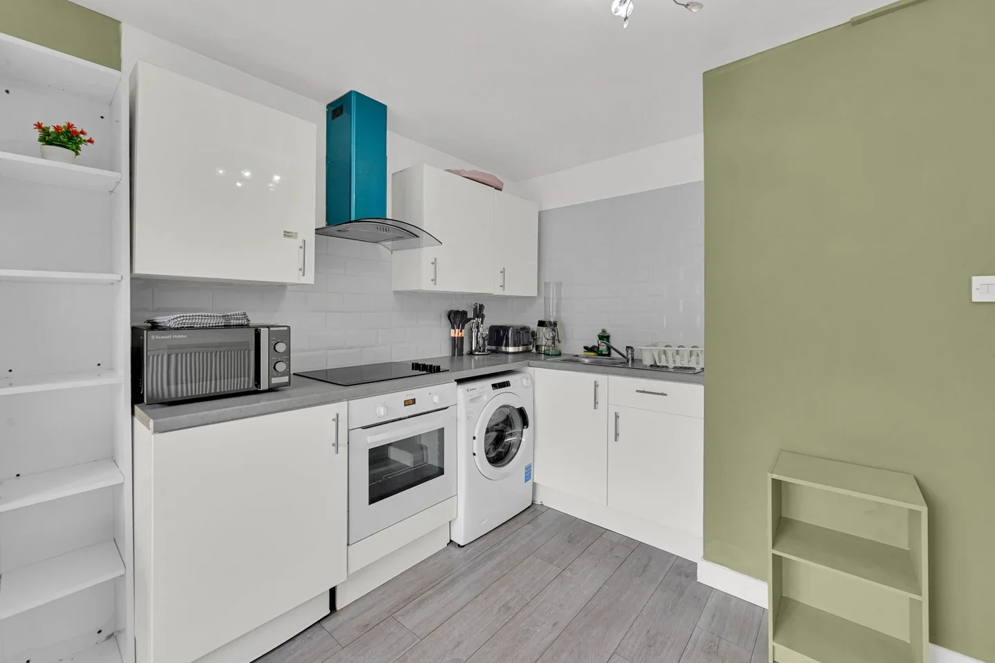 Flat Burder Close in Greater London