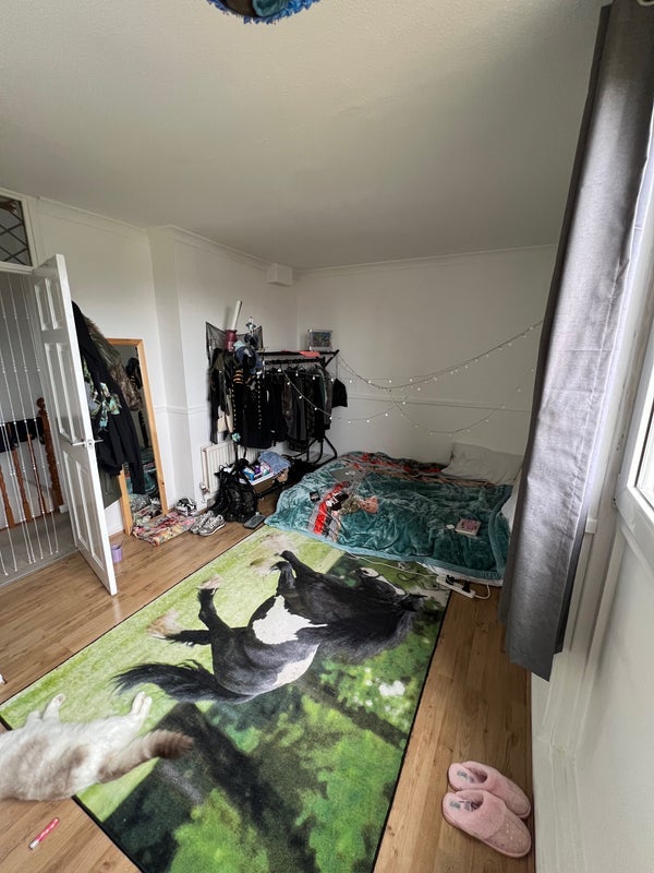 Room Arbery Road in Greater London