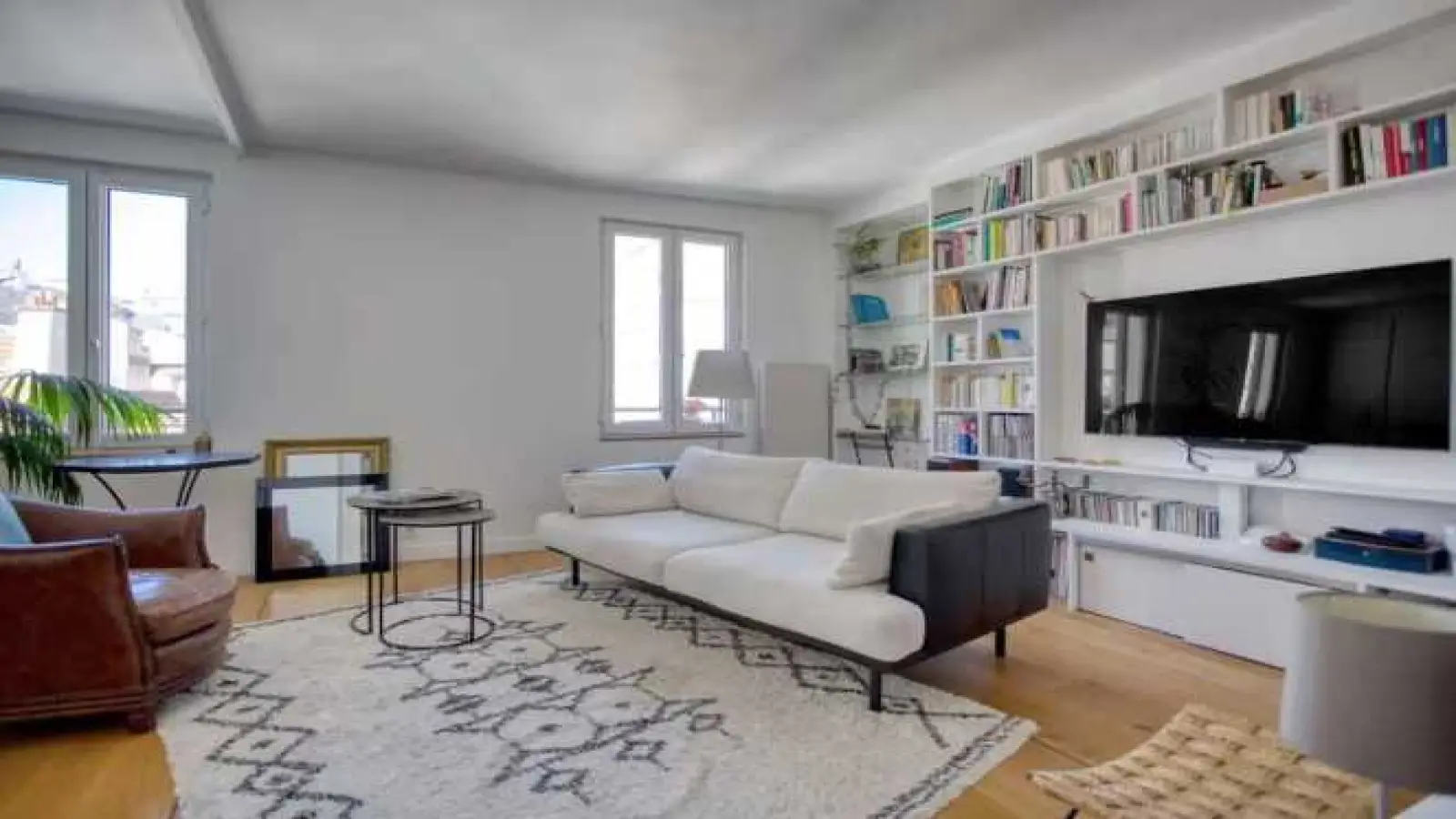 Appartement Rue des Entrepreneurs à Paris