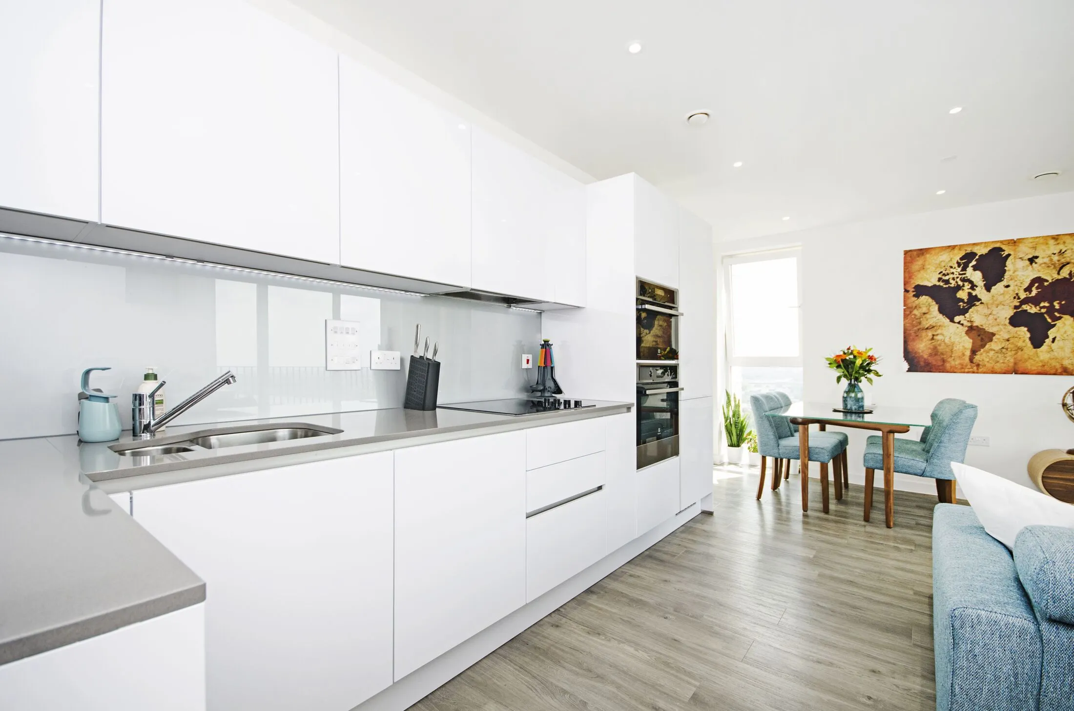 Flat Cool Oak Lane in Greater London