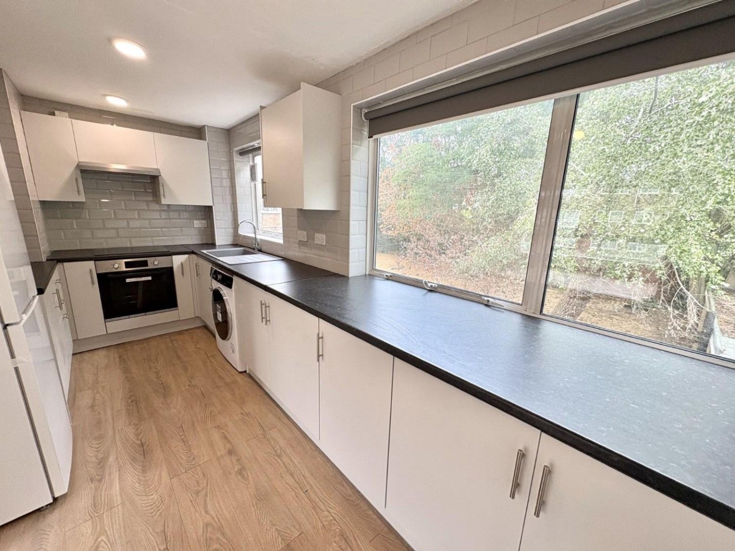 Flat Compton Road in Greater London