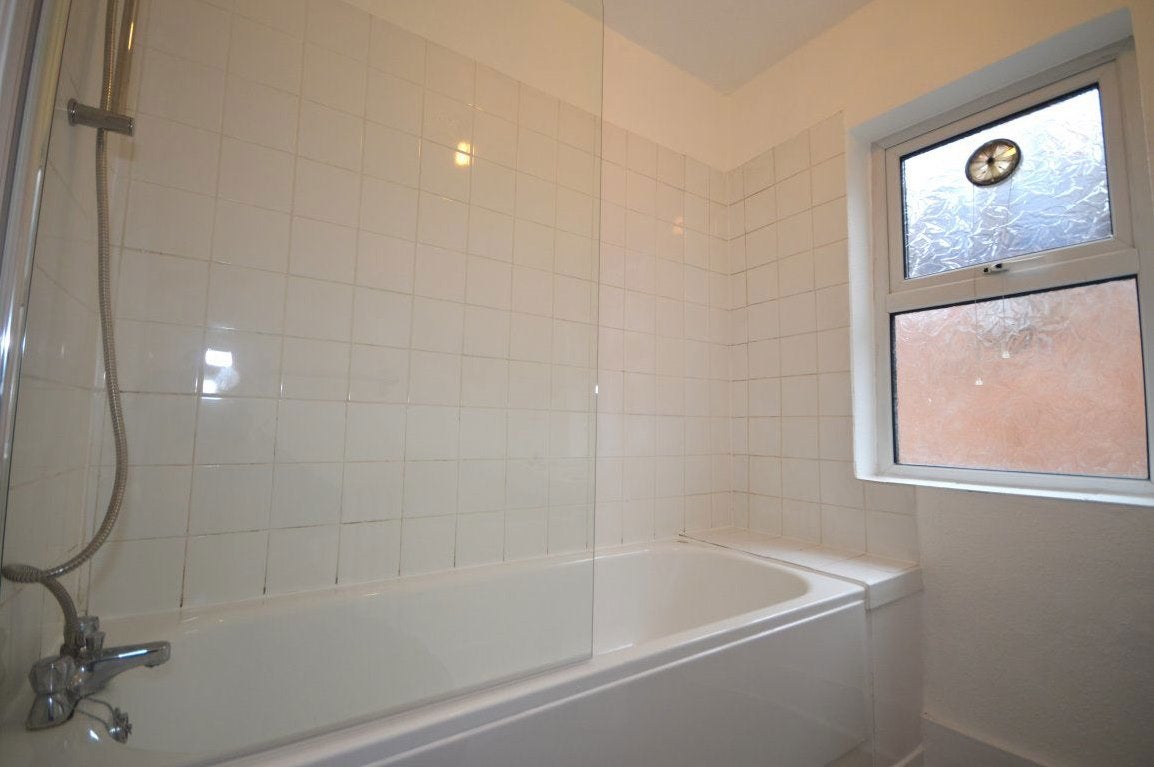 Flat Hatfield Road in St Albans