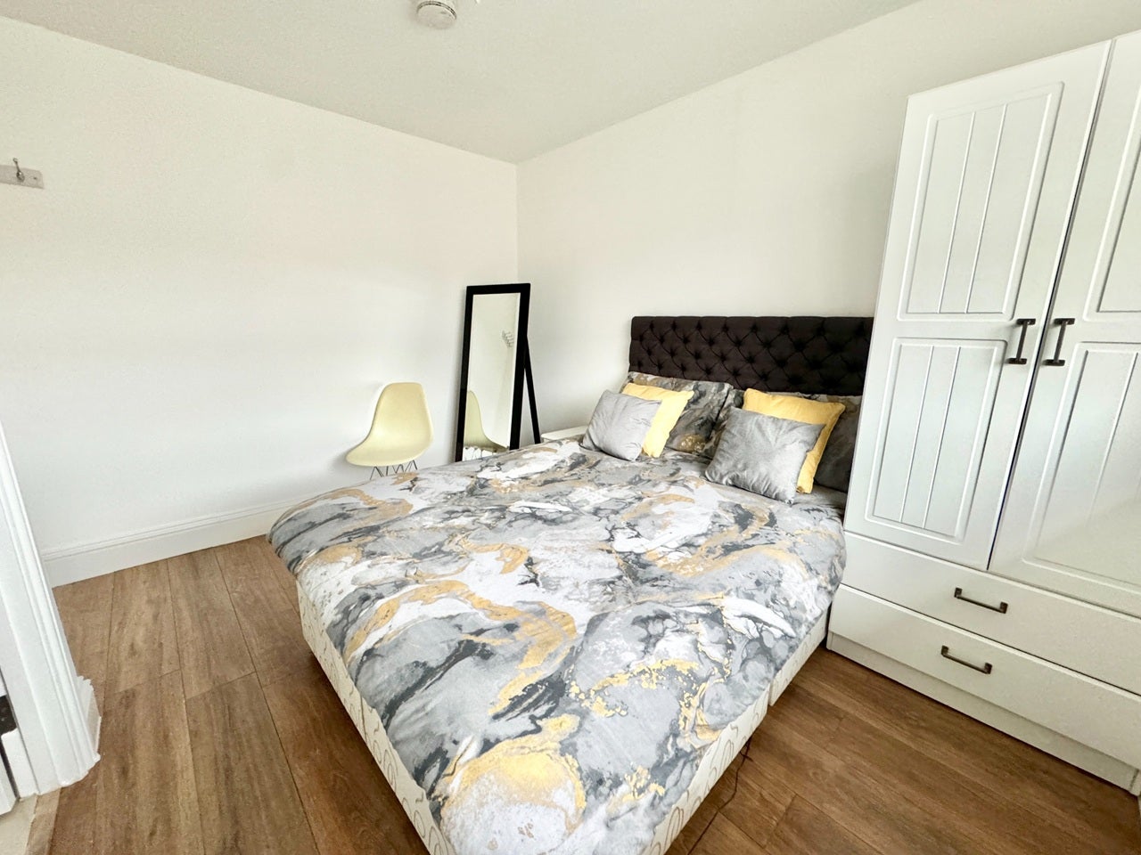 Room Greenland Mews in Greater London
