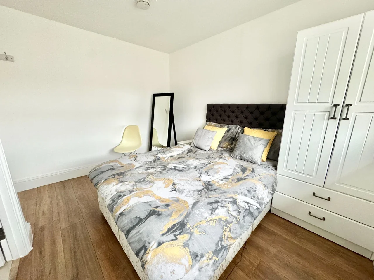 Room Greenland Mews in Greater London