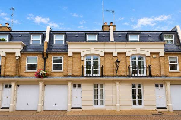 House St Peter's Place in City of Westminster