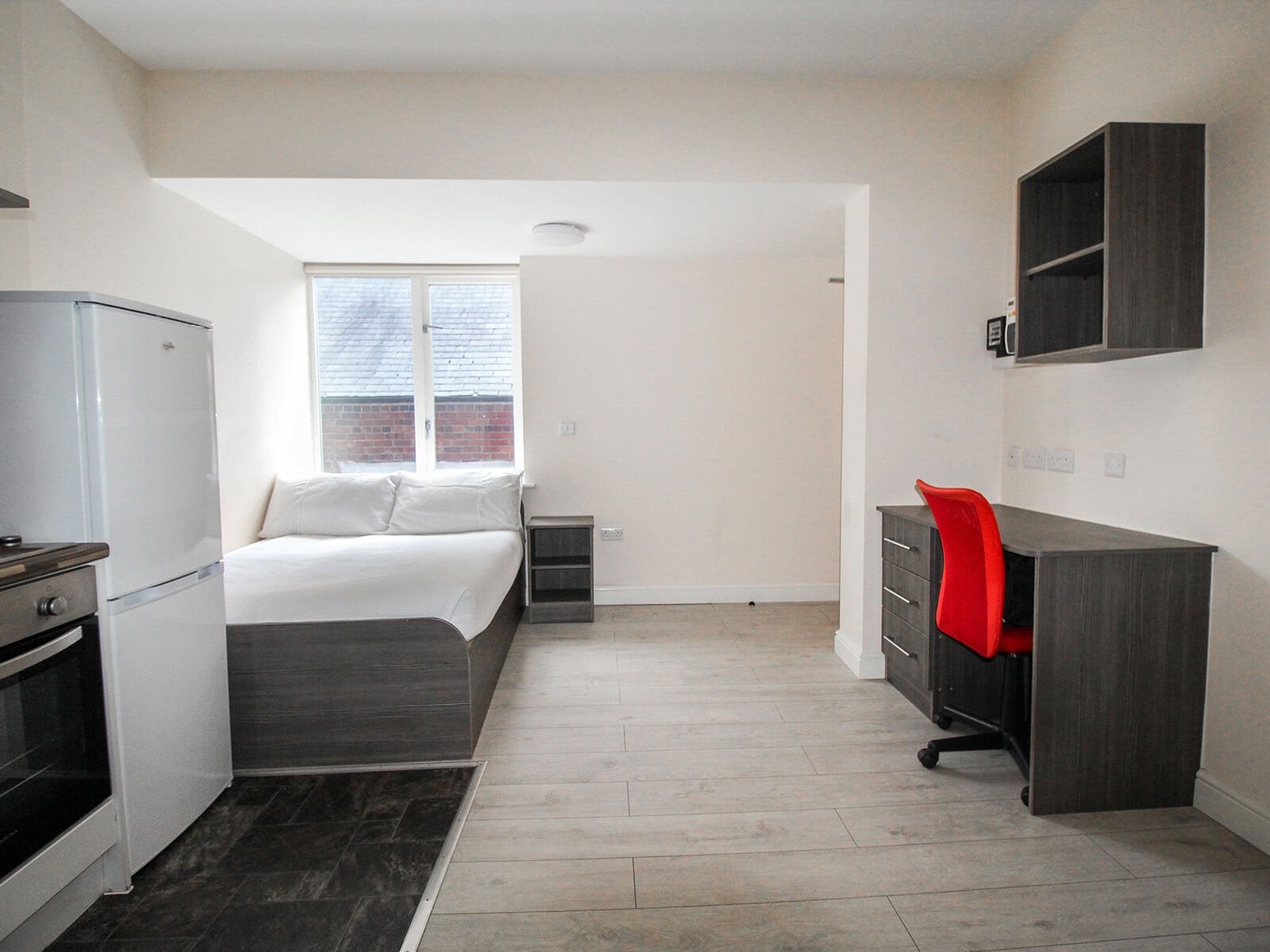 Flat Clarendon Road in Leeds