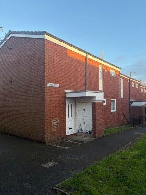 House Spa Road in Atherton
