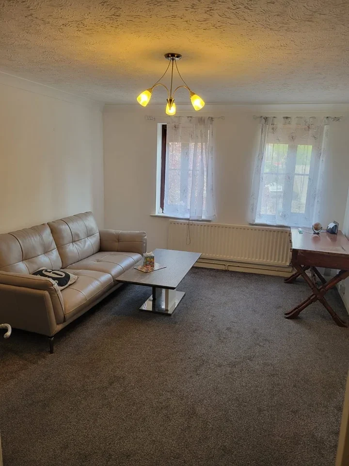 Flat Balfour Court in St Albans