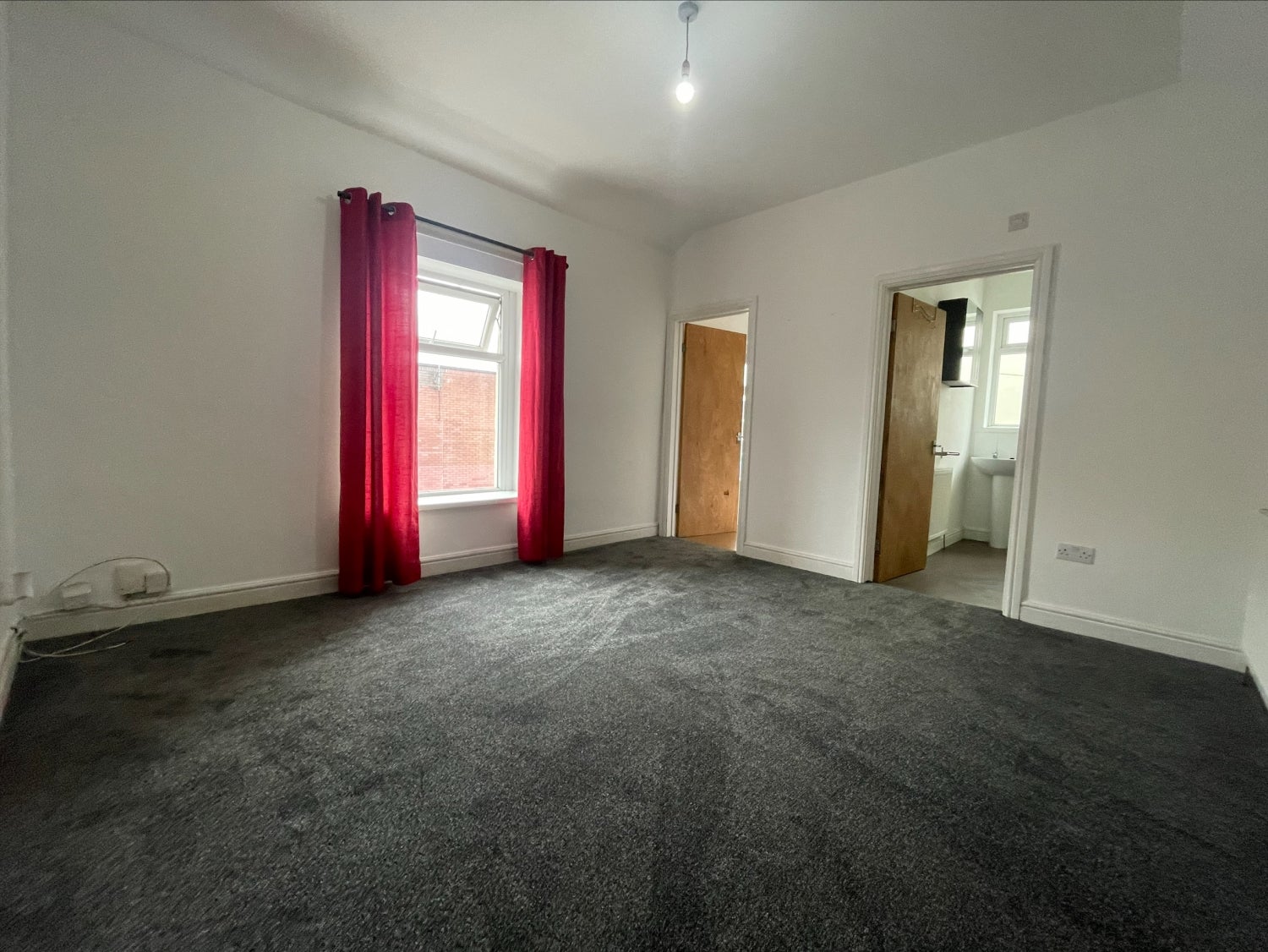 Room Crwys Road in Cardiff