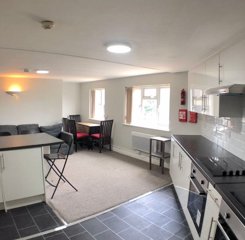 Flat Rhymney Street in Cardiff