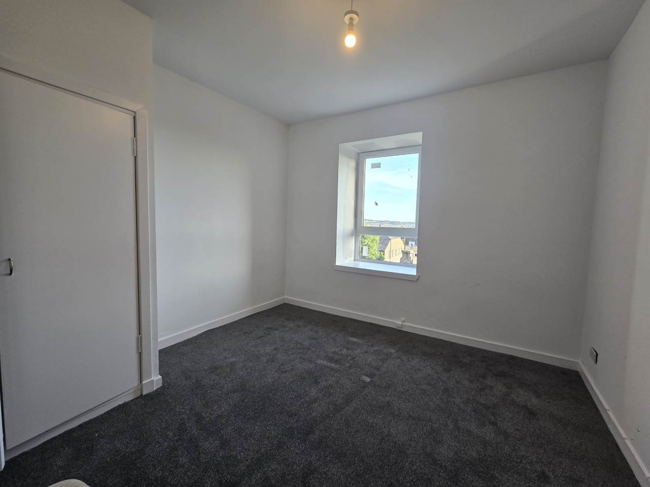 Flat Dundonald Street in Dundee