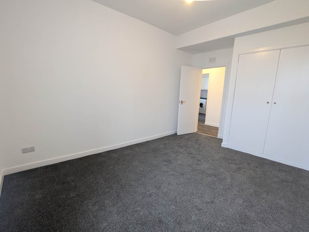 Flat Dundonald Street in Dundee