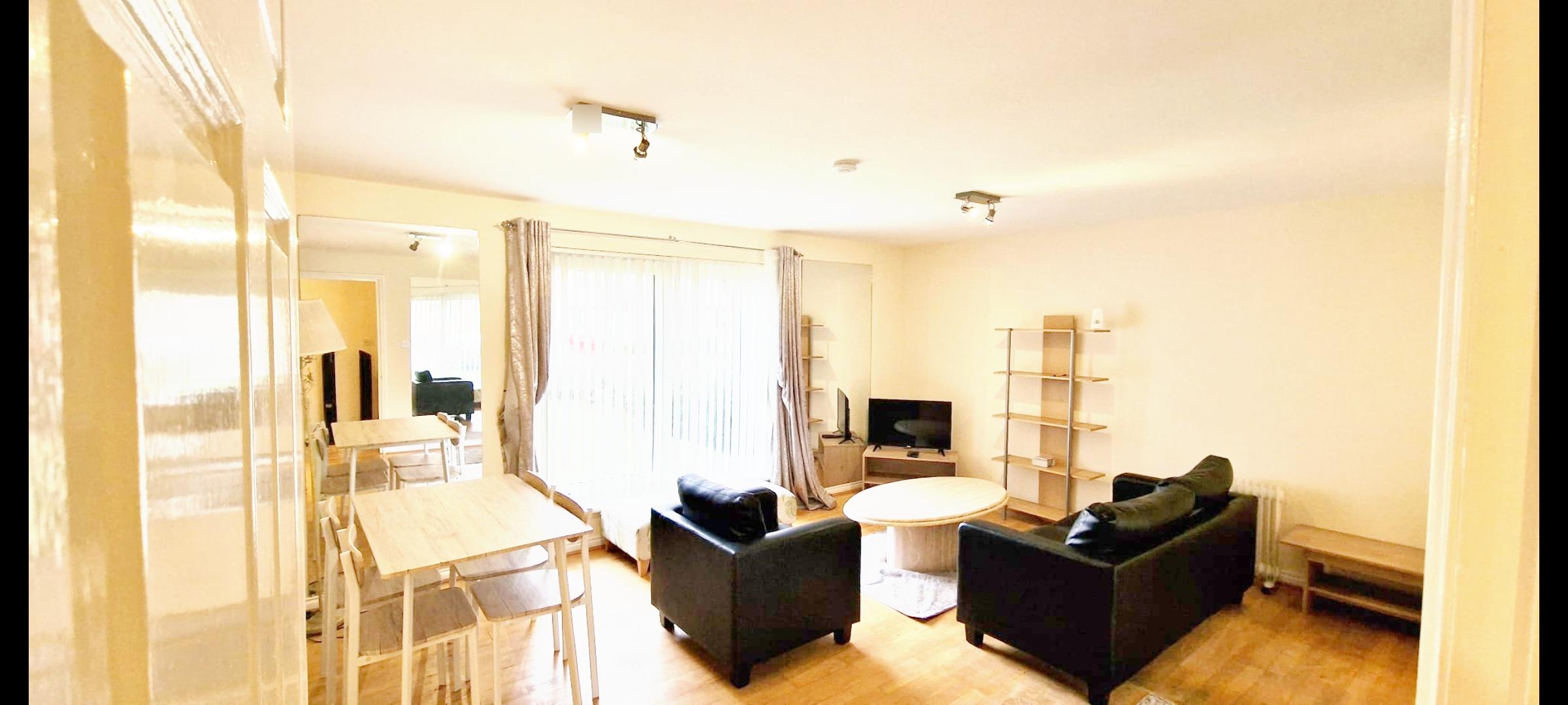 Room Riverview Place in Glasgow