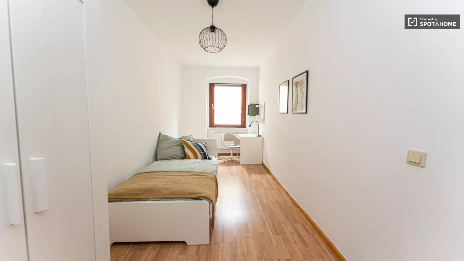 Wohnung Hohenzollerndamm in Berlin