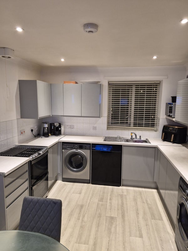 Room Coates Close in Greater London