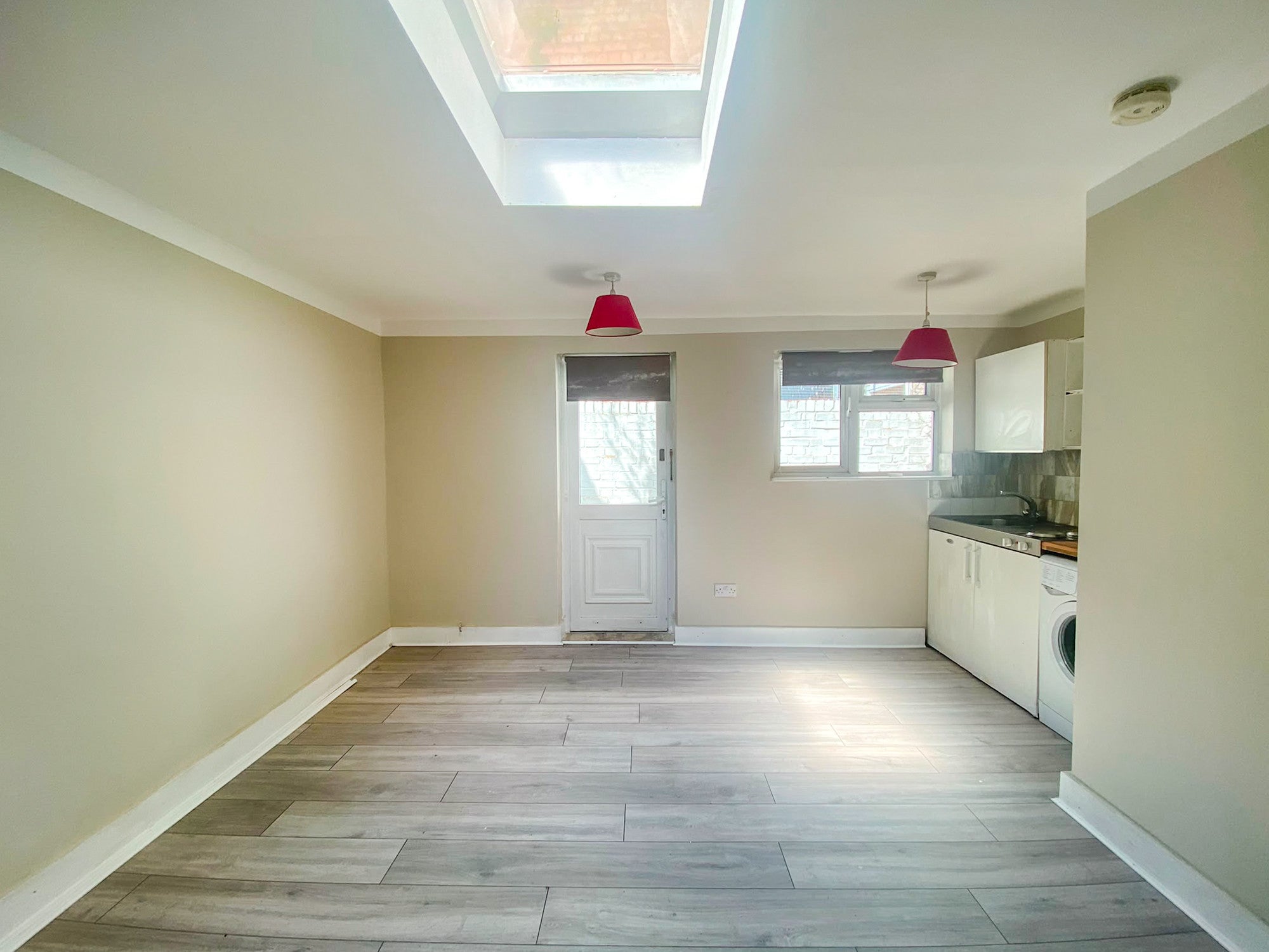 Flat Conistone Way in Greater London