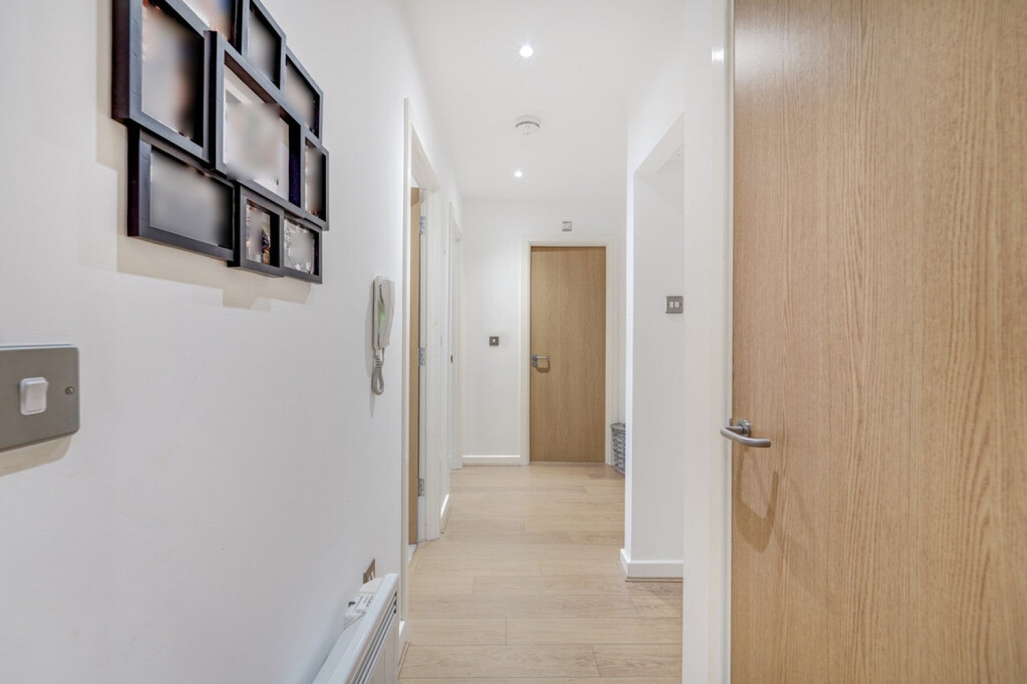 Flat Goldington Road in Bedford