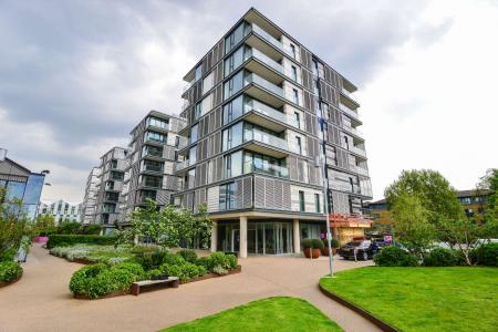 Flat York Way in Greater London