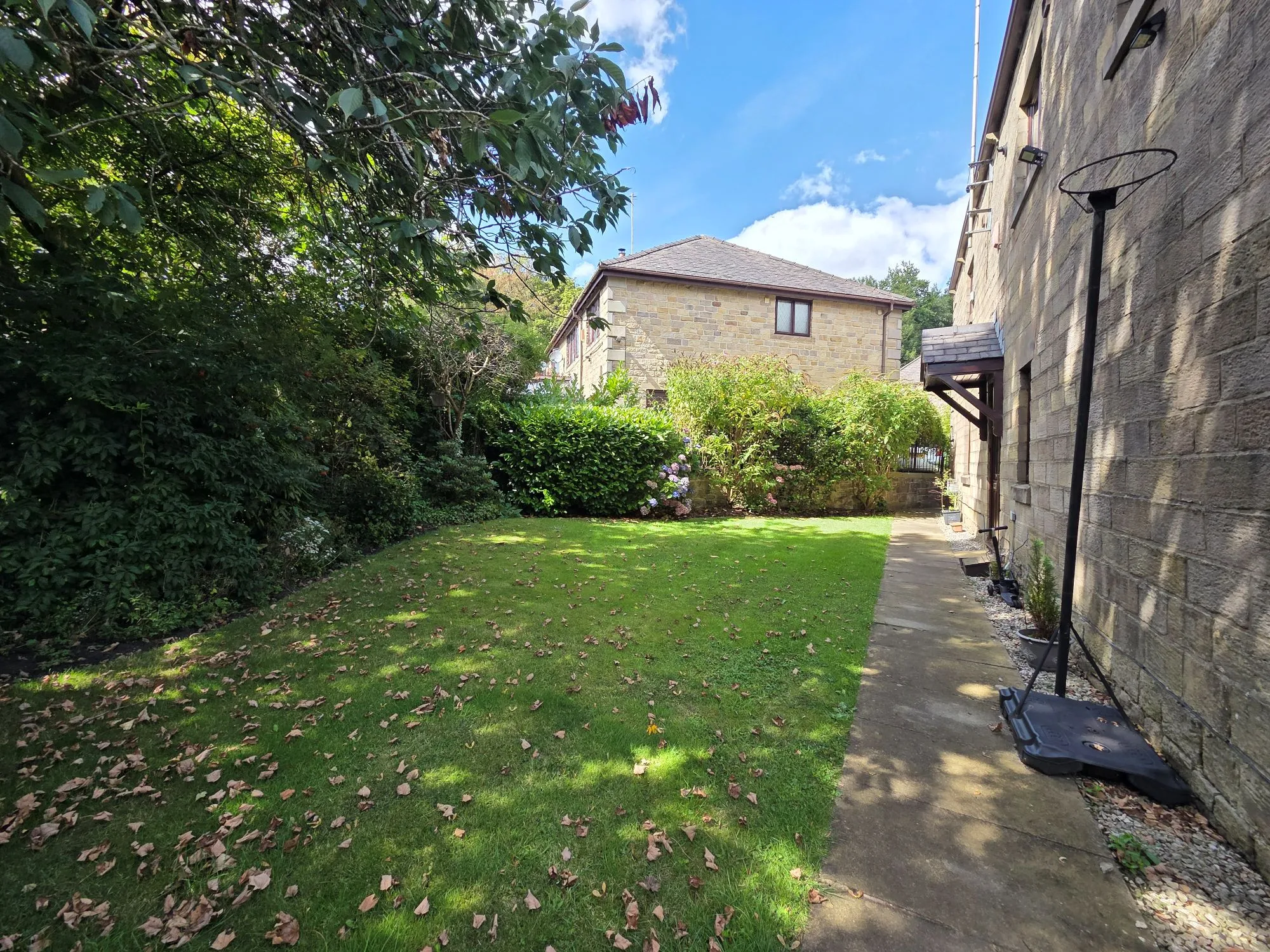 House Capitol Close in Bolton