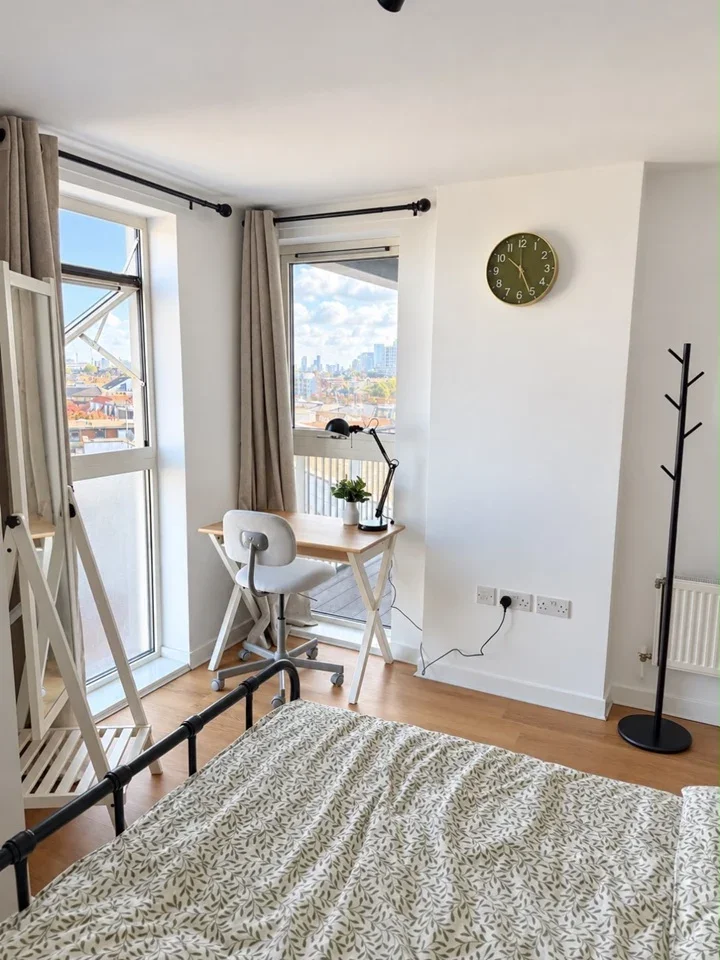 Flat Bethnal Green Road in Greater London