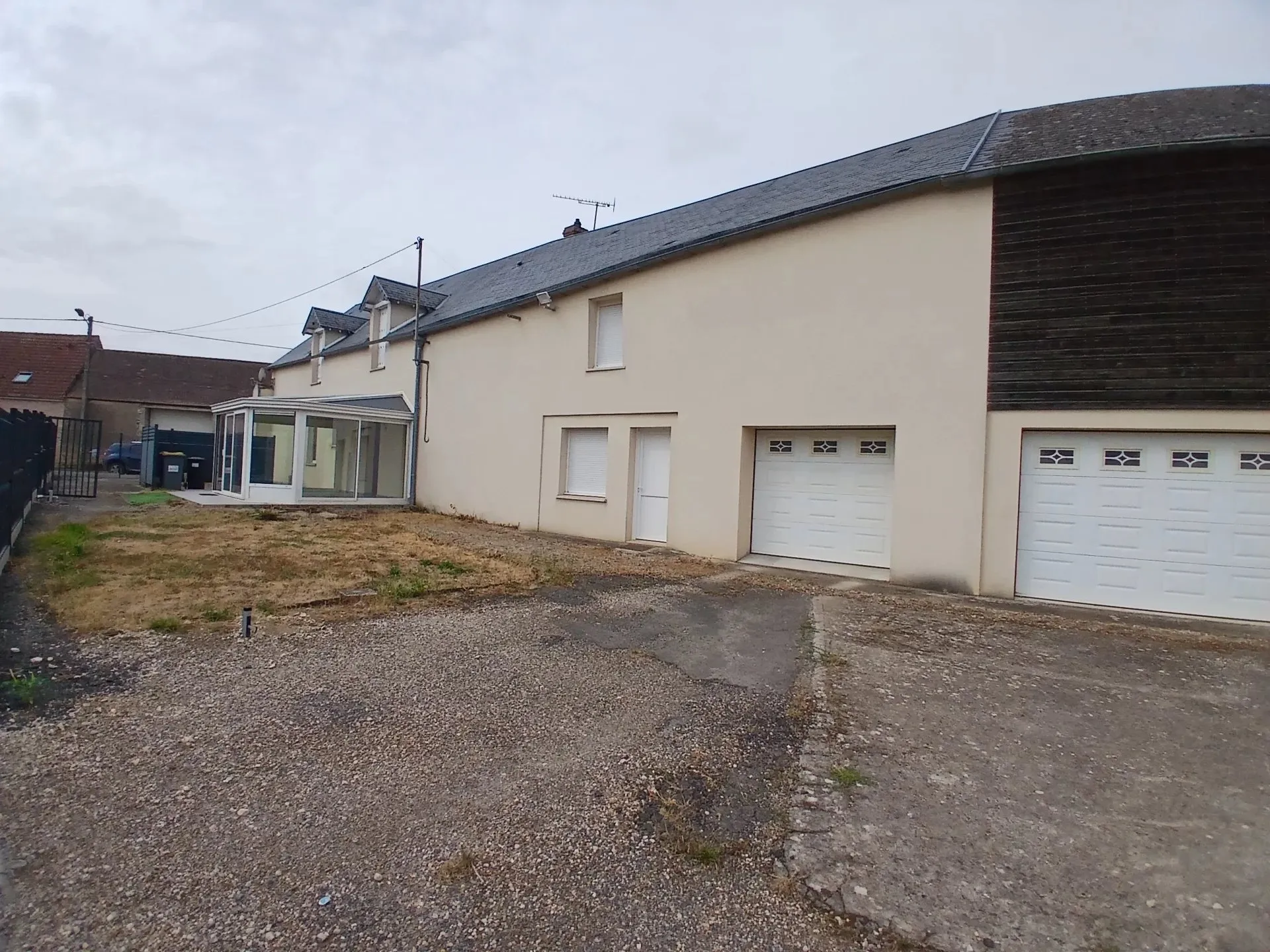 House Rue Henri Dunant in Luisant