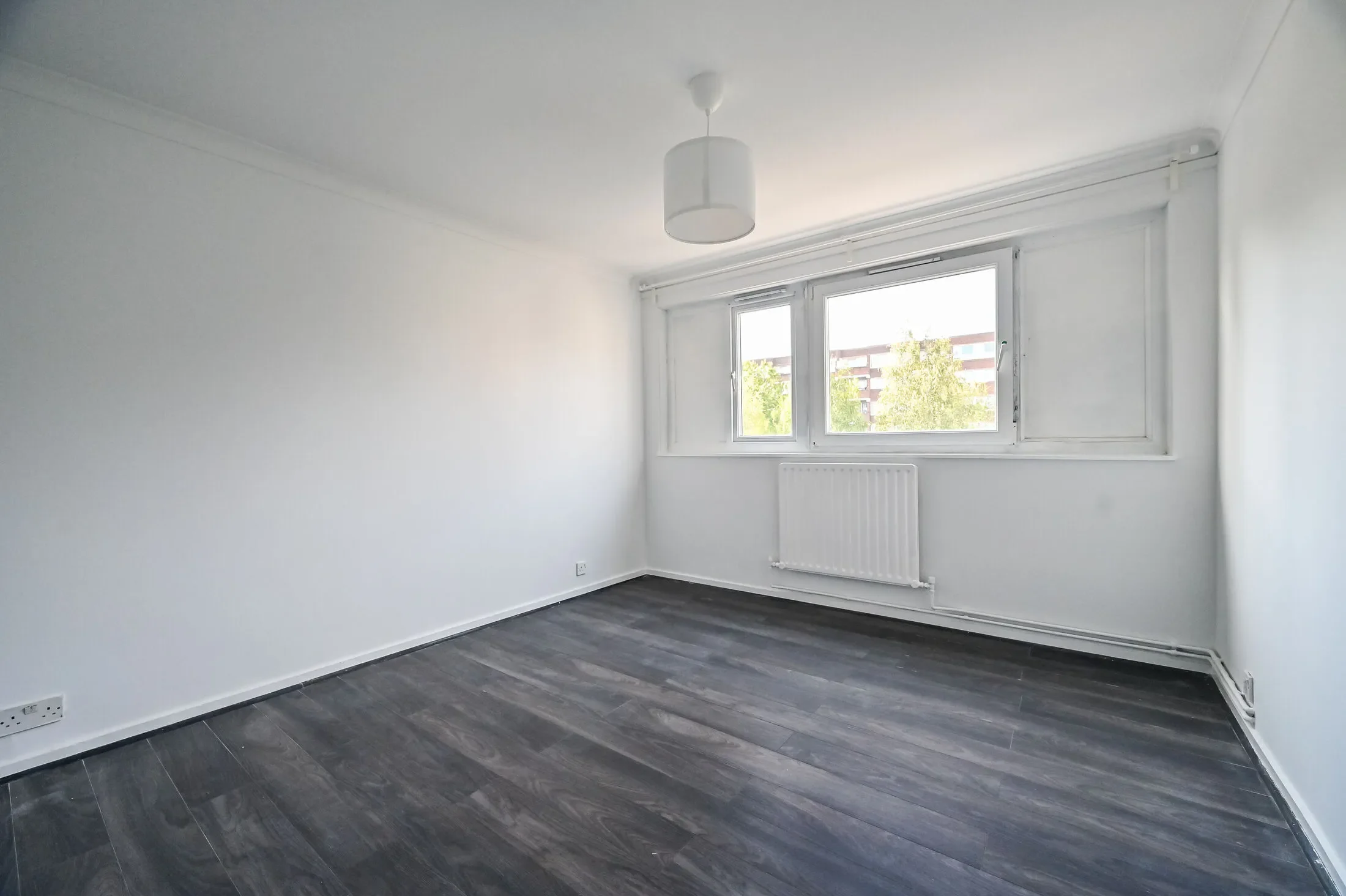 Flat Weatherley Close in Greater London