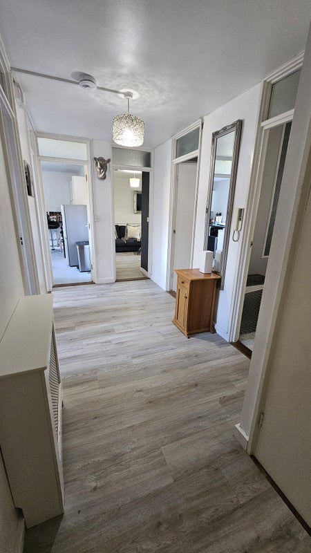 Flat Bath Close in Greater London