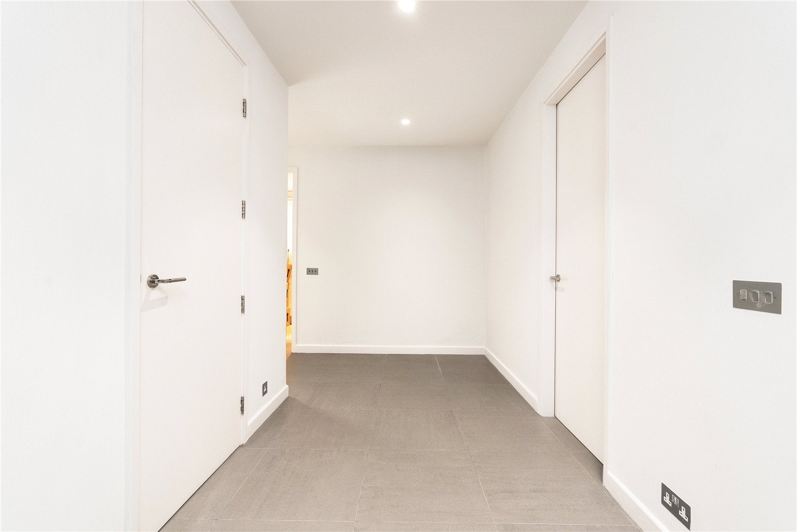 Flat Haverstock Hill in Greater London