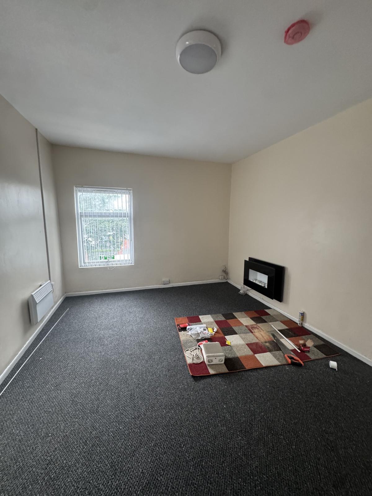 Flat Werrington Road in Stoke-on-Trent
