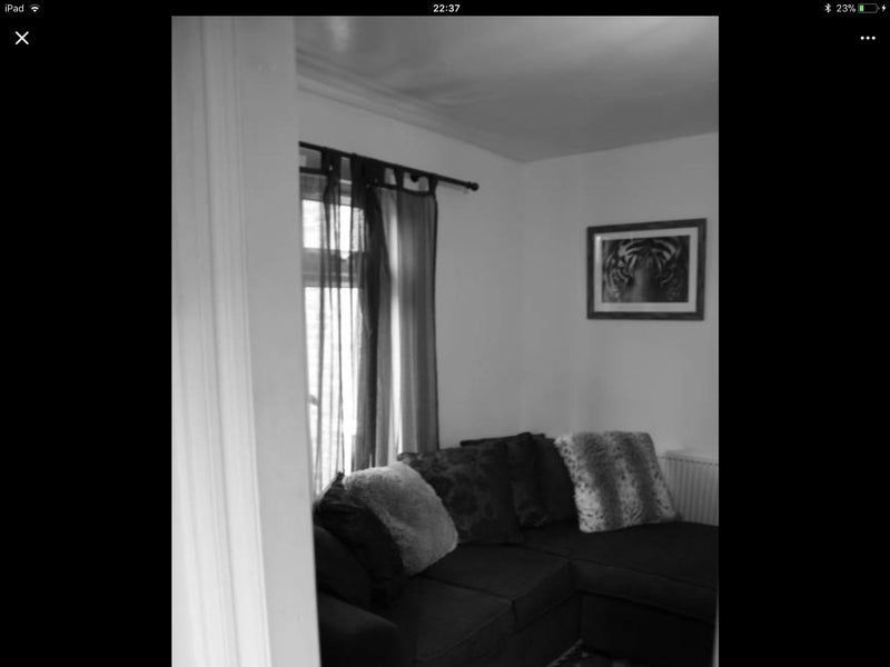 Room Murray Road in Greater London