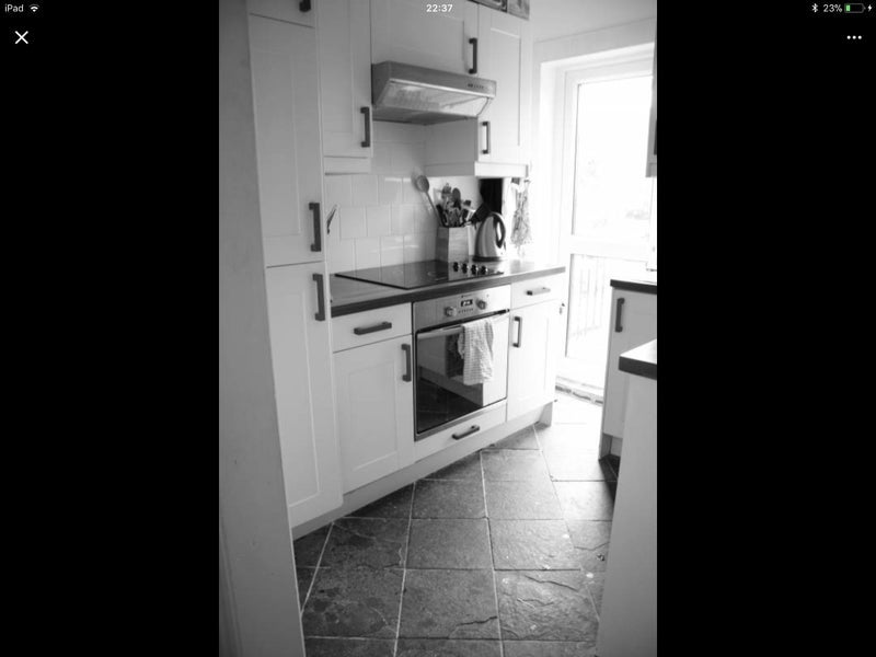 Room Murray Road in Greater London