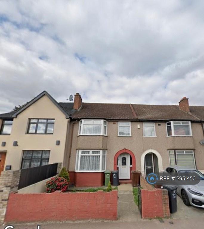 House Crosby Road in Greater London