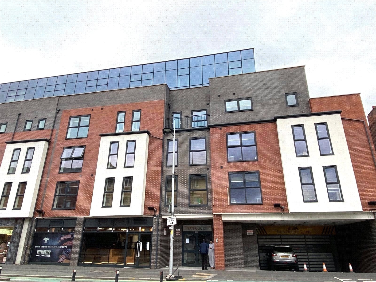 Flat Wilmslow Road in Manchester