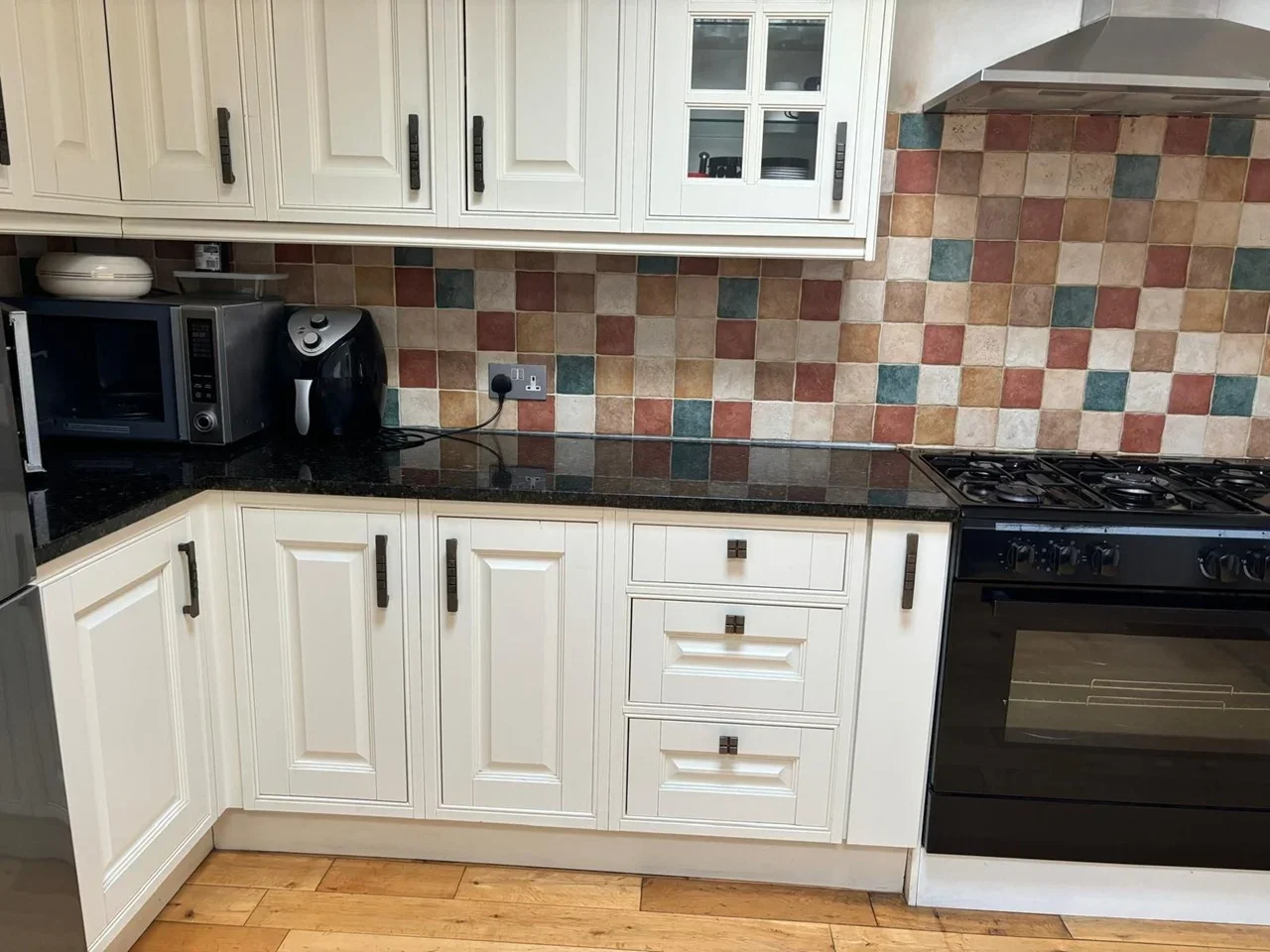 Room Victoria Avenue in Greater London