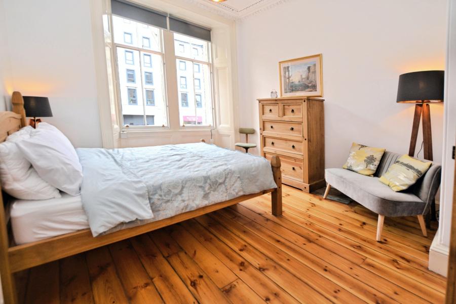 Flat Leith Walk in City of Edinburgh