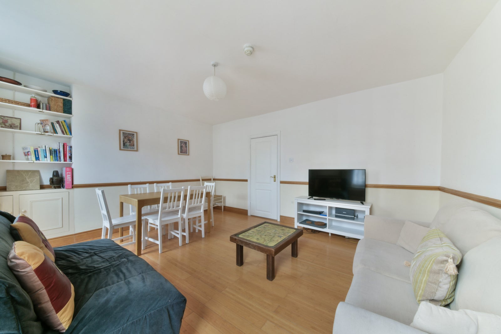 Flat Marchmont Street in Greater London