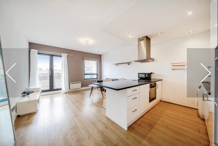 Room Brownhill Road in Greater London