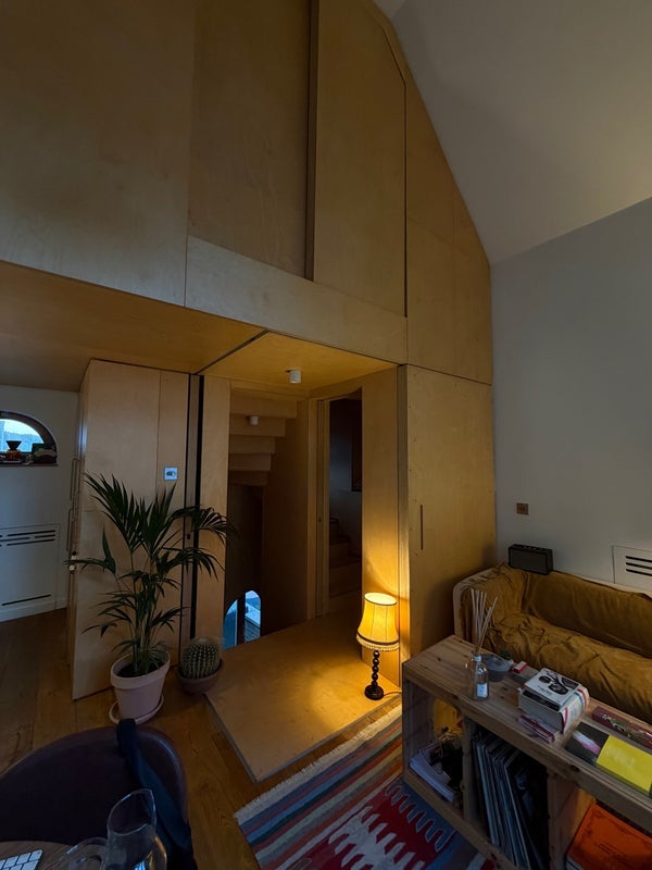 Room Nevill Road in Greater London