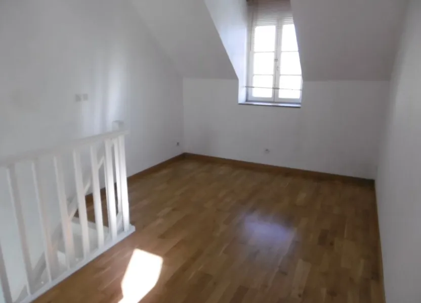 Appartement Rue du Maréchal de Lattre de Tassigny à Sully-sur-Loire
