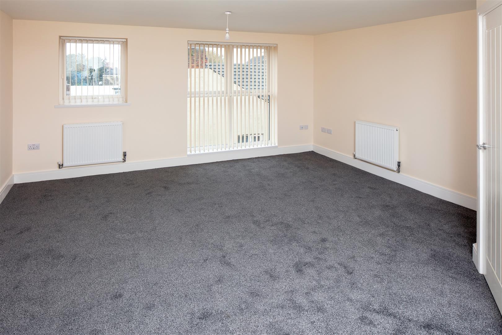 Flat Beverley Road in Kingston Upon Hull