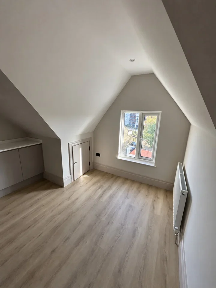 Flat Caledonian Road in Greater London